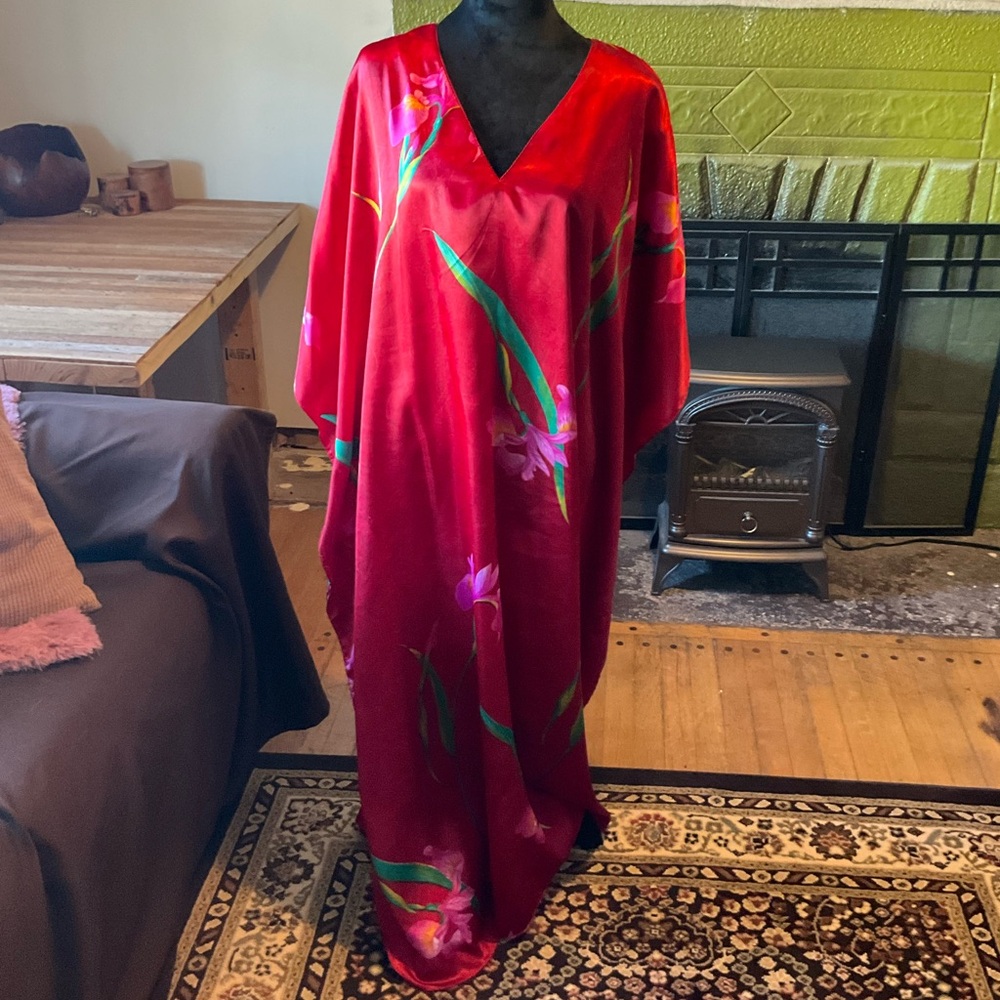 Vibrant Red Floral Kaftan